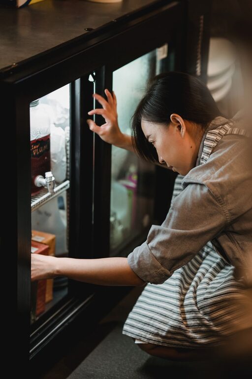How to Keep Your Fridge and Pantry Tidy